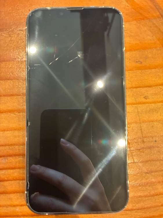 iPhone iPhone 13 Pro 128GB Softbank（スマホ）の商品画像 - 査定依頼日：2026年9月10日 - 最高査定価格：45,000円