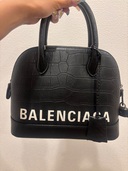 バレンシアガ  （ブランドバッグ）の商品画像 - 査定依頼日：2025年8月18日 - 最高査定価格：100,000円