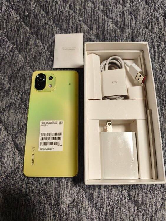Xiaomi Mi 11Lite 5G（スマホ）の商品画像 - 査定依頼日：2026年7月23日 - 最高査定価格：3,500円