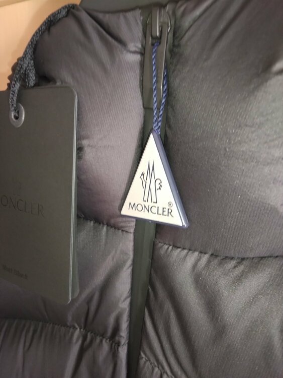 Fulcran ショートダウンジャケット（古着・ファッション）の商品画像 - 査定依頼日：2026年4月14日 - 最高査定価格：100,000円