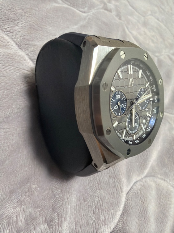 オーデマピゲ ロイヤルオークオフショア （高級時計）の商品画像 - 査定依頼日：2026年1月6日 - 最高査定価格：5,500,000円