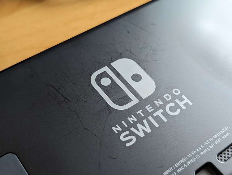 Nintendo Switch本体 スプラトゥーン2セット（ゲーム機本体・ゲームソフト）の商品画像 - 査定依頼日：2023年7月1日 - 最高査定価格：18,000円