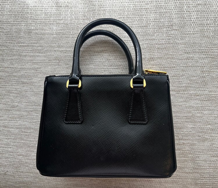 ガレリア　ハンドバッグ（ブランドバッグ）の商品画像 - 査定依頼日：2024年12月13日 - 最高査定価格：150,000円