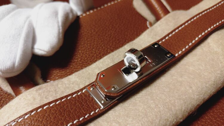 バーキン35 バレニアフォーブ　シルバー金具（ブランドバッグ）の商品画像 - 査定依頼日：2025年11月30日 - 最高査定価格：2,700,000円