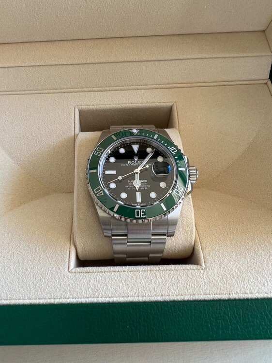 グリーンサブマリーナ（高級時計）の商品画像 - 査定依頼日：2025年5月30日 - 最高査定価格：2,000,000円