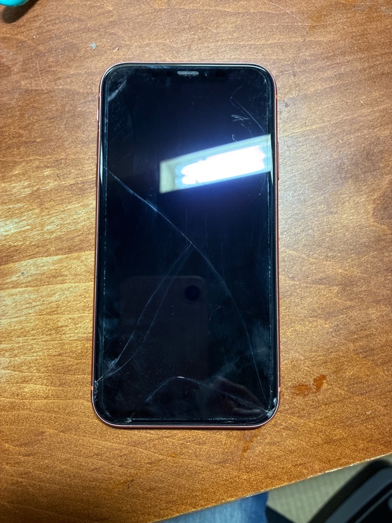iPhoneXR 128GB SIMフリー（スマホ）の商品画像 - 査定依頼日：2026年4月17日 - 最高査定価格：16,000円