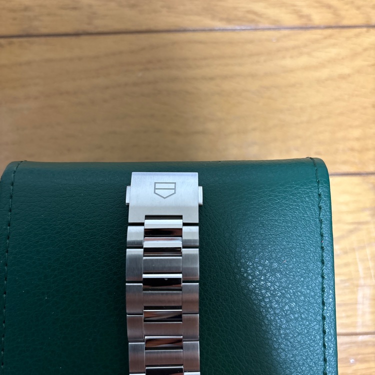 タグホイヤー WBN2013 カレラ（高級時計）の商品画像 - 査定依頼日：2025年7月2日 - 最高査定価格：240,000円