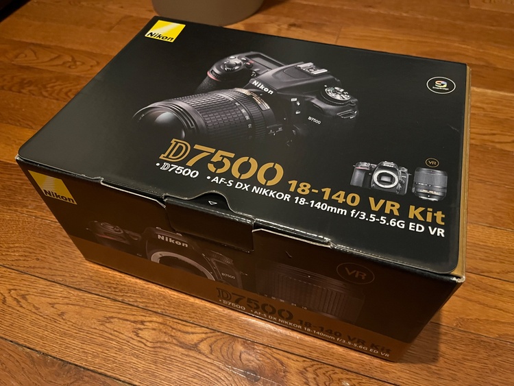 d7500（カメラ）の商品画像 - 査定依頼日：2026年3月16日 - 最高査定価格：61,000円