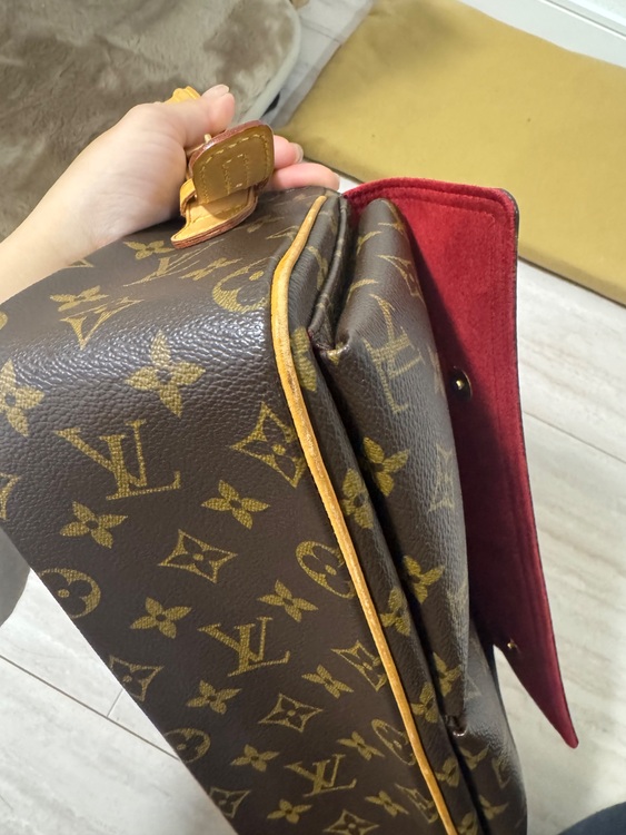 ヴィバシテ（ブランドバッグ）の商品画像 - 査定依頼日：2025年6月13日 - 最高査定価格：130,000円