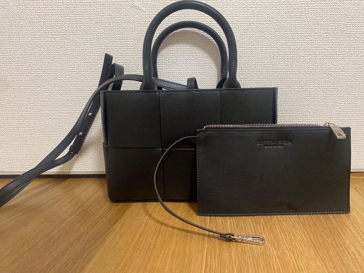 ボッテガ・ヴェネタ  （ブランドバッグ）の商品画像 - 査定依頼日：2025年8月18日 - 最高査定価格：220,000円