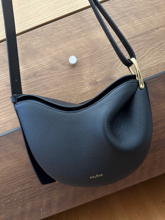 ボッテガ・ヴェネタ  （ブランドバッグ）の商品画像 - 査定依頼日：2025年2月20日 - 最高査定価格：50,000円