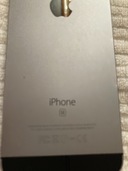 iPhoneSE（スマホ）の商品画像 - 査定依頼日：2020年11月22日 - 最高査定価格：8,000円