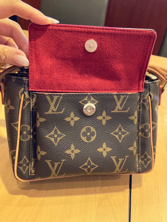 ミニショルダーバッグ（ブランドバッグ）の商品画像 - 査定依頼日：2022年8月2日 - 最高査定価格：87,000円