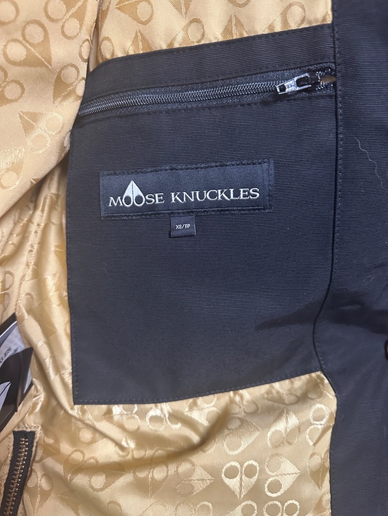 MOose Knuckles MINETONKA（古着・ファッション）の商品画像 - 査定依頼日：2026年5月7日 - 最高査定価格：18,000円