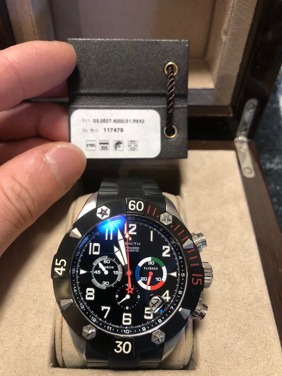 ゼニス エルプリメロ レインボーフライバック （高級時計）の商品画像 - 査定依頼日：2023年2月10日 - 最高査定価格：320,000円