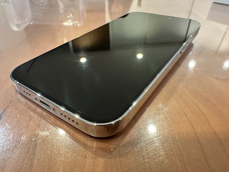 iPhone iPhone 14 Pro 256GB 楽天モバイル（スマホ）の商品画像 - 査定依頼日：2026年9月26日 - 最高査定価格：75,000円