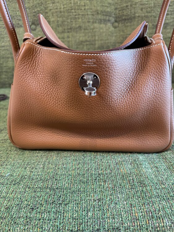 エルメス リンディ （ブランドバッグ）の商品画像 - 査定依頼日：2025年1月18日 - 最高査定価格：1,400,000円