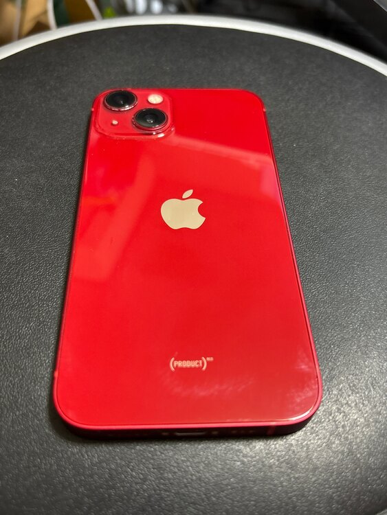 iPhone 13 128GB レッド（スマホ）の商品画像 - 査定依頼日：2025年5月4日 - 最高査定価格：32,000円