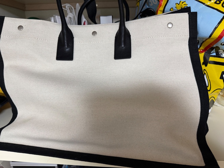 リブゴーシュ（ブランドバッグ）の商品画像 - 査定依頼日：2025年12月8日 - 最高査定価格：80,000円