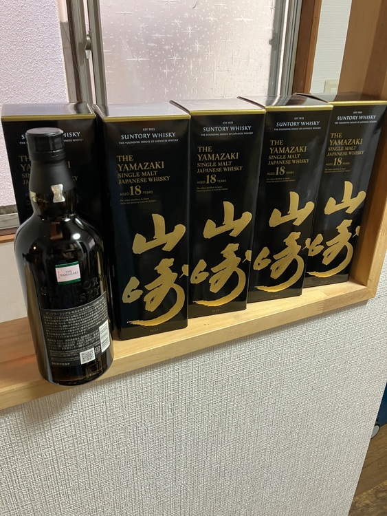 ウイスキー サントリー山崎 （お酒）の商品画像 - 査定依頼日：2025年10月20日 - 最高査定価格：400,000円