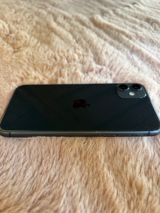 iPhone11（スマホ）の商品画像 - 査定依頼日：2026年4月4日 - 最高査定価格：23,000円