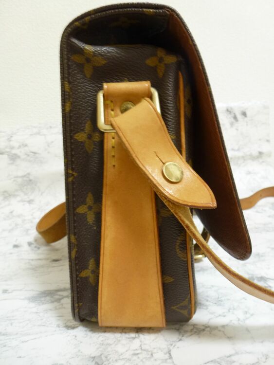 モノグラム M51253 カルトシエール（ブランドバッグ）の商品画像 - 査定依頼日：2025年11月19日 - 最高査定価格：15,000円