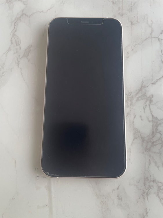 iPhone 12 128GB SIMフリー（スマホ）の商品画像 - 査定依頼日：2025年8月16日 - 最高査定価格：32,000円