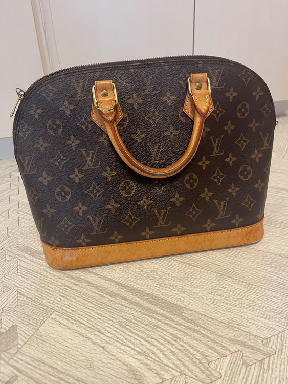 ルイヴィトン アルマ （ブランドバッグ）の商品画像 - 査定依頼日：2025年10月31日 - 最高査定価格：70,000円