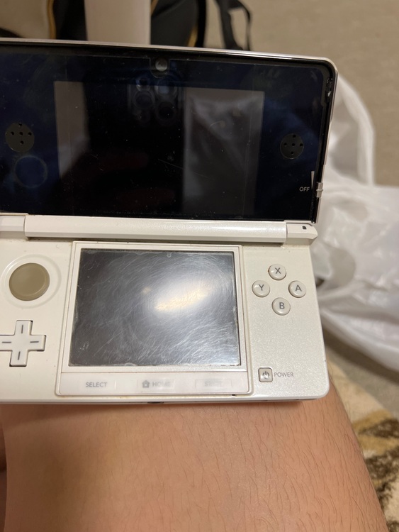 3DS（ゲーム機本体・ゲームソフト）の商品画像 - 査定依頼日：2025年9月28日 - 最高査定価格：4,000円