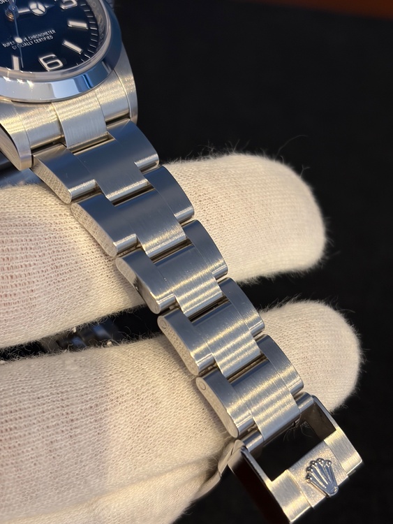 ロレックス エクスプローラー 12427（高級時計）の商品画像 - 査定依頼日：2026年3月14日 - 最高査定価格：1,300,000円