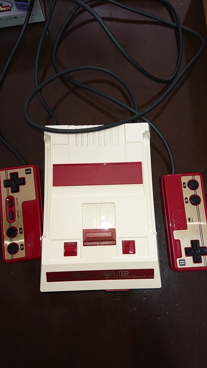 ニンテンドークラシックミニ ダブルパック（ゲーム機本体・ゲームソフト）の商品画像 - 査定依頼日：2020年5月27日 - 最高査定価格：8,000円