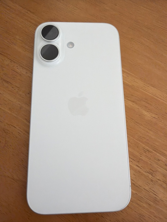 iPhone16（スマホ）の商品画像 - 査定依頼日：2026年1月13日 - 最高査定価格：100,000円