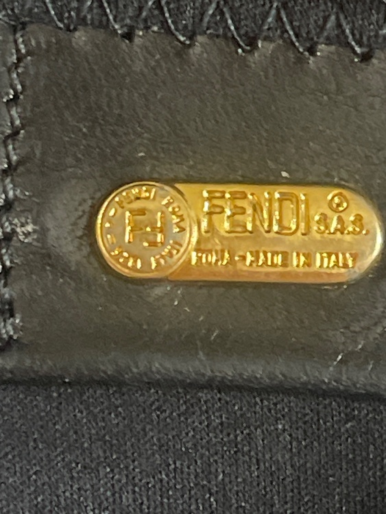 フェンディ（ブランドバッグ）の商品画像 - 査定依頼日：2026年9月22日 - 最高査定価格：40,000円