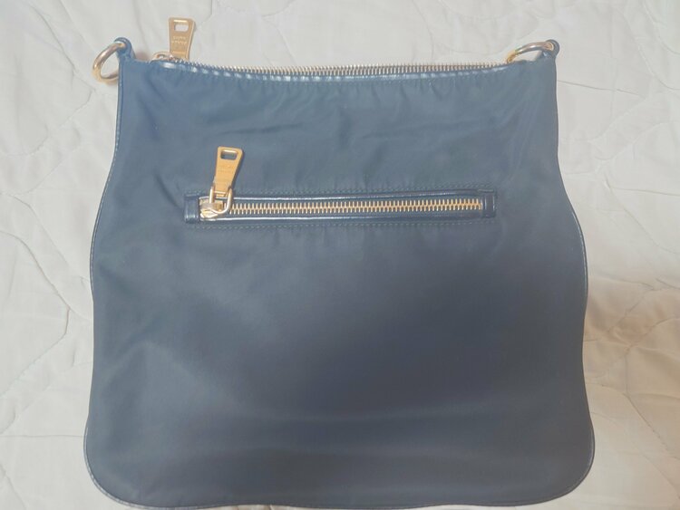 プラダ  （ブランドバッグ）の商品画像 - 査定依頼日：2026年2月25日 - 最高査定価格：20,000円