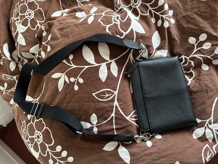 その他 その他 （ブランドバッグ）の商品画像 - 査定依頼日：2026年1月23日 - 最高査定価格：4,000円