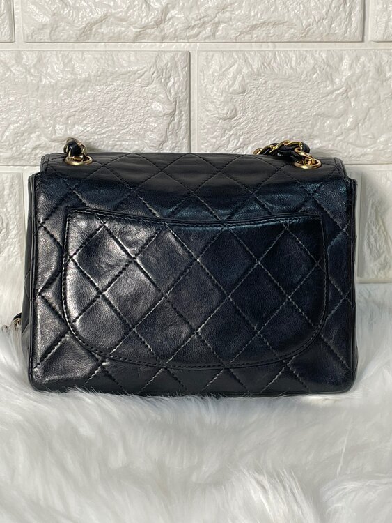 シャネル ショルダーバッグ チェーン ラムスキン ミニマトラッセ（ブランドバッグ）の商品画像 - 査定依頼日：2025年2月24日 - 最高査定価格：250,000円