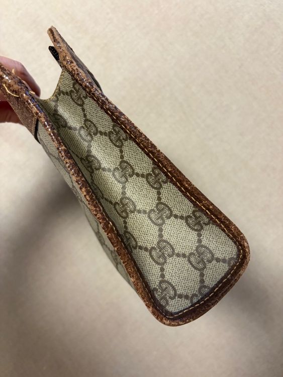 GUCCI GGプラス／オールドグッチ コスメポーチ（ブランドバッグ）の商品画像 - 査定依頼日：2026年10月4日 - 最高査定価格：3,000円
