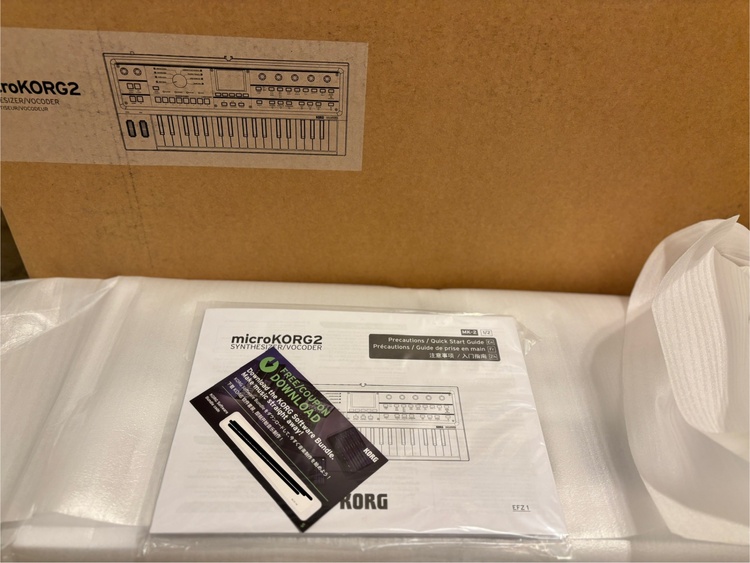 microKorg MK-2 メタリック&ホワイト（ピアノ・楽器・PA機材）の商品画像 - 査定依頼日：2025年12月25日 - 最高査定価格：30,000円