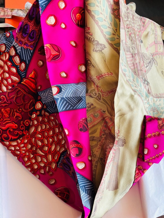 エルメス、マキシ・ツイリー・カット（ブランドバッグ）の商品画像 - 査定依頼日：2025年8月3日 - 最高査定価格：63,000円