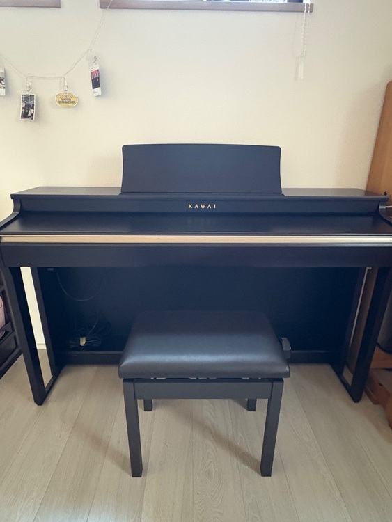 CN27 R（ピアノ・楽器・PA機材）の商品画像 - 査定依頼日：2025年11月28日 - 最高査定価格：7,000円