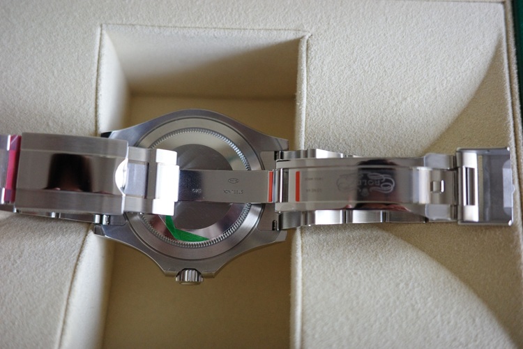 ロレックス ヨットマスター 12662（高級時計）の商品画像 - 査定依頼日：2025年10月17日 - 最高査定価格：2,050,000円