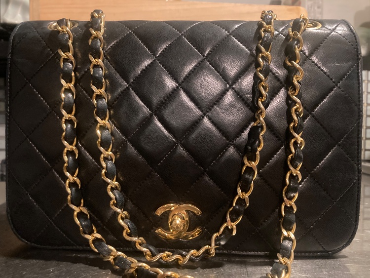 シャネル マトラッセ （ブランドバッグ）の商品画像 - 査定依頼日：2026年1月21日 - 最高査定価格：400,000円