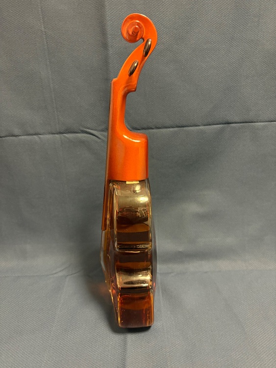 サントリー ローヤル バイオリン 楽器シリーズ（お酒）の商品画像 - 査定依頼日：2025年9月4日 - 最高査定価格：7,000円