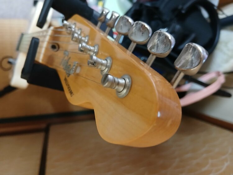 Tokai ate 100M サクラ柄（ピアノ・楽器・PA機材）の商品画像 - 査定依頼日：2025年12月21日 - 最高査定価格：60,000円