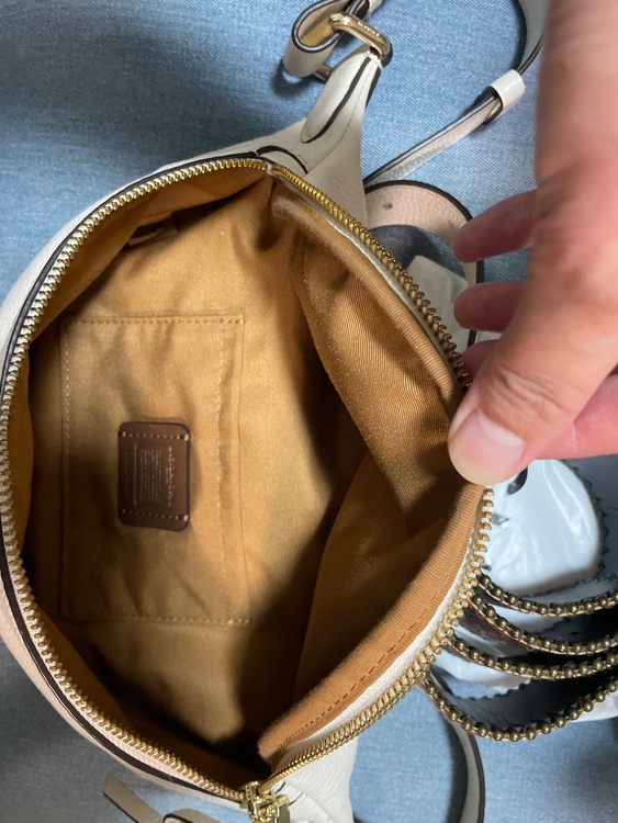 その他 コーチ （ブランドバッグ）の商品画像 - 査定依頼日：2026年4月23日 - 最高査定価格：100,000円