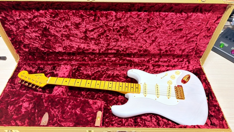 Fender FSR Limited Edition American Vint（ピアノ・楽器・PA機材）の商品画像 - 査定依頼日：2026年5月12日 - 最高査定価格：150,000円