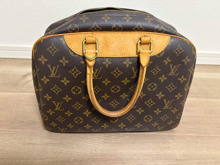 不明（ブランドバッグ）の商品画像 - 査定依頼日：2026年8月21日 - 最高査定価格：70,000円