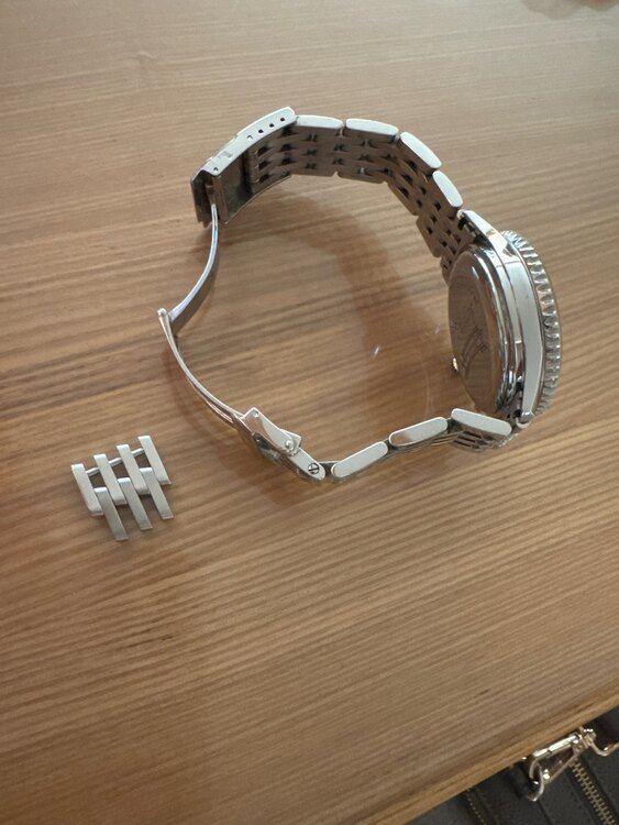 ブライトリング モンブリラン （高級時計）の商品画像 - 査定依頼日：2025年4月26日 - 最高査定価格：310,000円