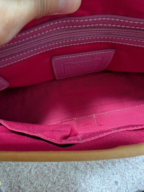 その他 コーチ （ブランドバッグ）の商品画像 - 査定依頼日：2025年8月8日 - 最高査定価格：1,200円