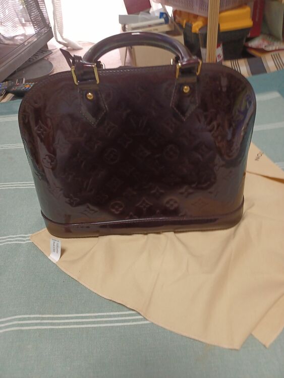 ルイヴィトン アルマ （ブランドバッグ）の商品画像 - 査定依頼日：2025年10月13日 - 最高査定価格：65,000円